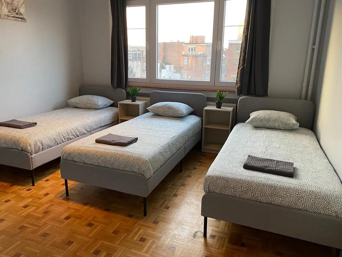 Apartment Belga Apartment,3 Bedrooms, Nr2 Antwerp