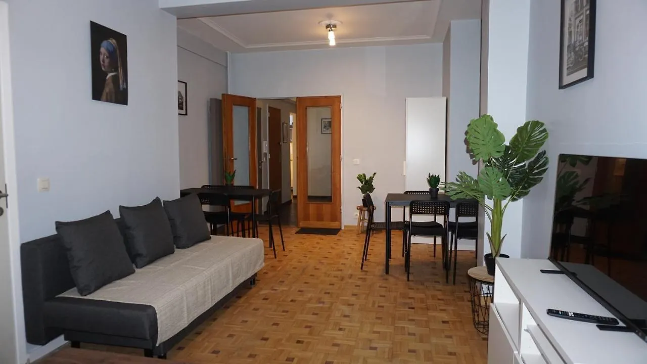 Apartment Belga Apartment,3 Bedrooms, Nr2 Antwerp